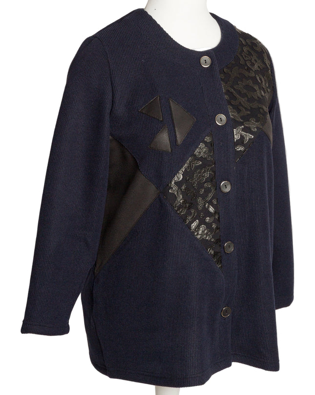 Тъмносин жакет с декоративни апликации в големи размери