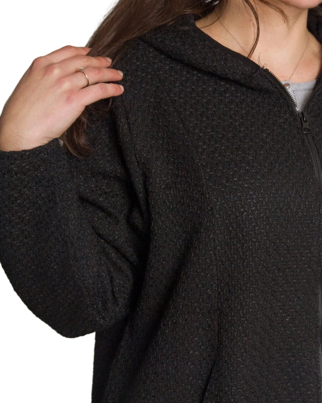 Разкроен дамски жакет с цип и джобове в черен цвят