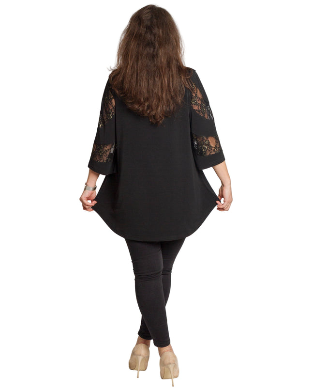Черна туника с дантела и разкроена кройка в големи размери
