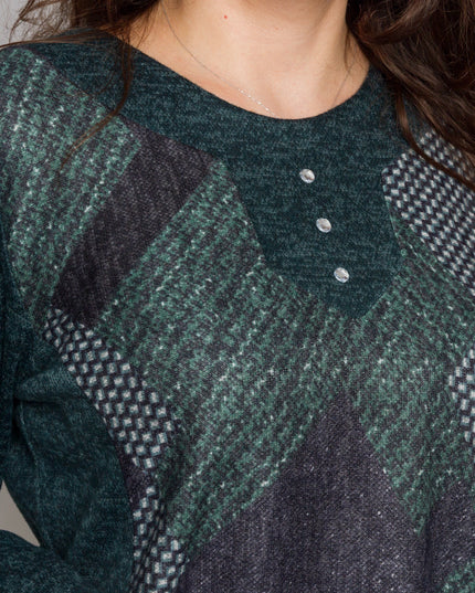 Зелена туника с геометричен принт и декоративни копчета