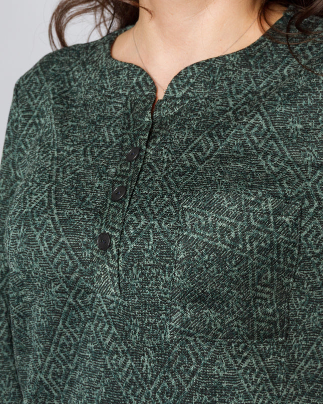 Тъмнозелена туника с копчета и джоб отпред в големи размери