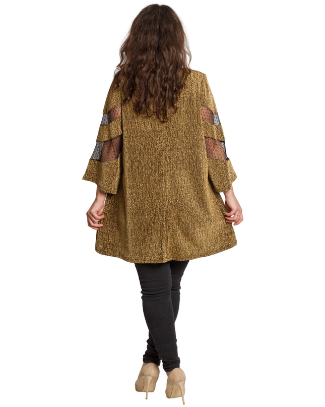 Празнична златиста туника с тюл в големи размери