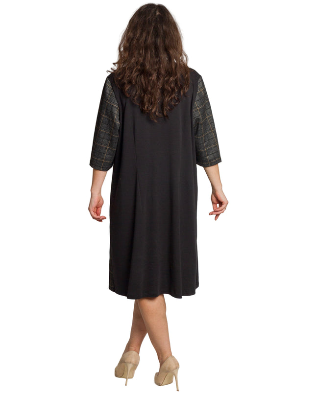 Официална тъмносива рокля с каре и декоративни копчета