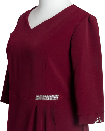 Официална права рокля цвят бордо в големи размери