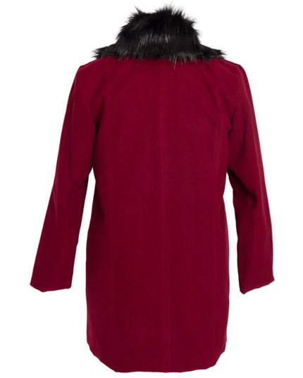 Елегантно палто в цвят бордо с пухена яка от кашмир