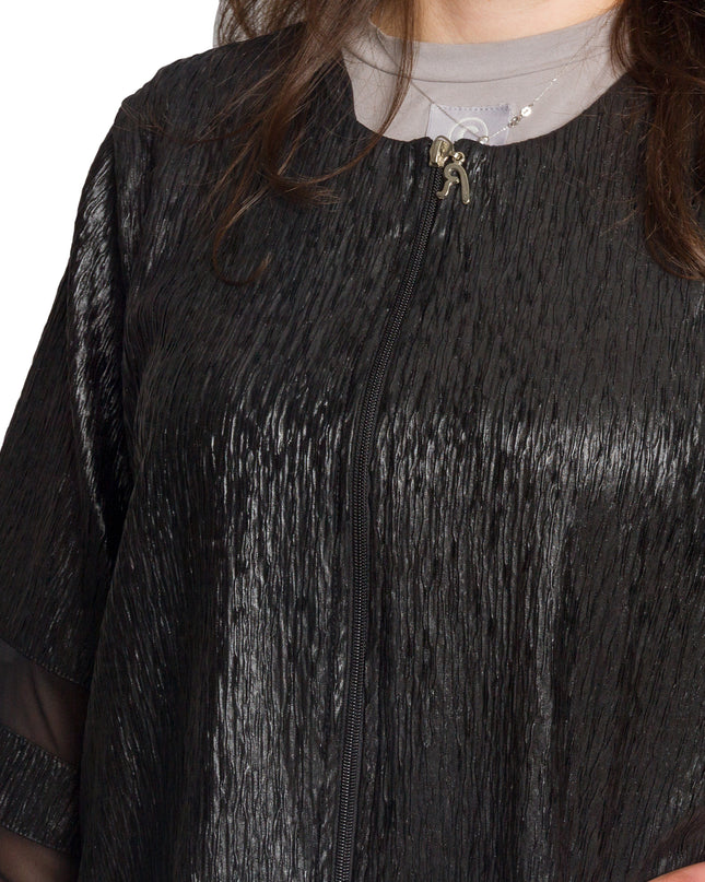 Черно дамско сако с лъскав ефект в големи размери