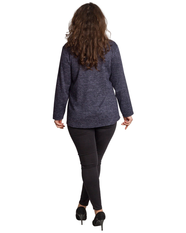 Тъмносиня туника с абстрактен принт и обло деколте