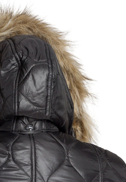 Дамско черно яке с геометричен десен в големи размери