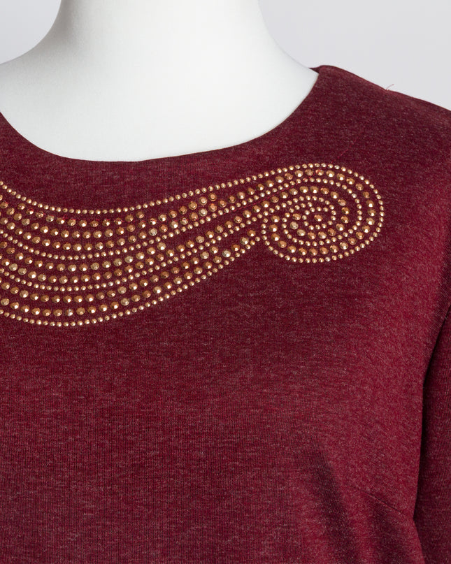 Дамска елегантна рокля в цвят бордо с декоративни камъни