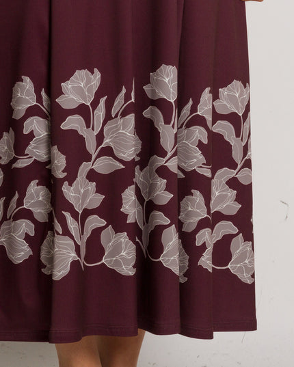 Бордо разкроена рокля с флорален бордюр в големи размери