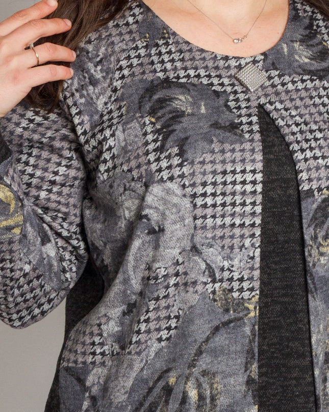 Стилна макси туника с брошка – За официални поводи