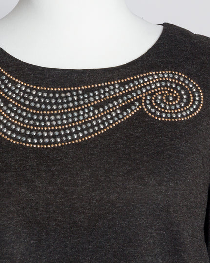 Елегантна тъмносива рокля с декоративни камъни и права кройка