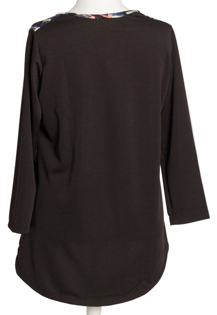 Елегантна туника с разкроен силует и дантела на цветя