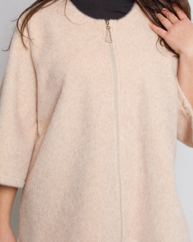 Дамски бежов свободен жакет с цип в големи размери