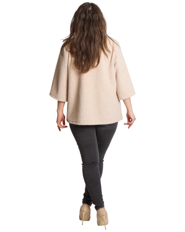 Дамски бежов свободен жакет с цип в големи размери