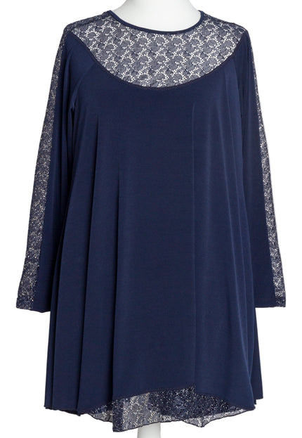 Елегантна тъмносиня туника на точки в големи размери