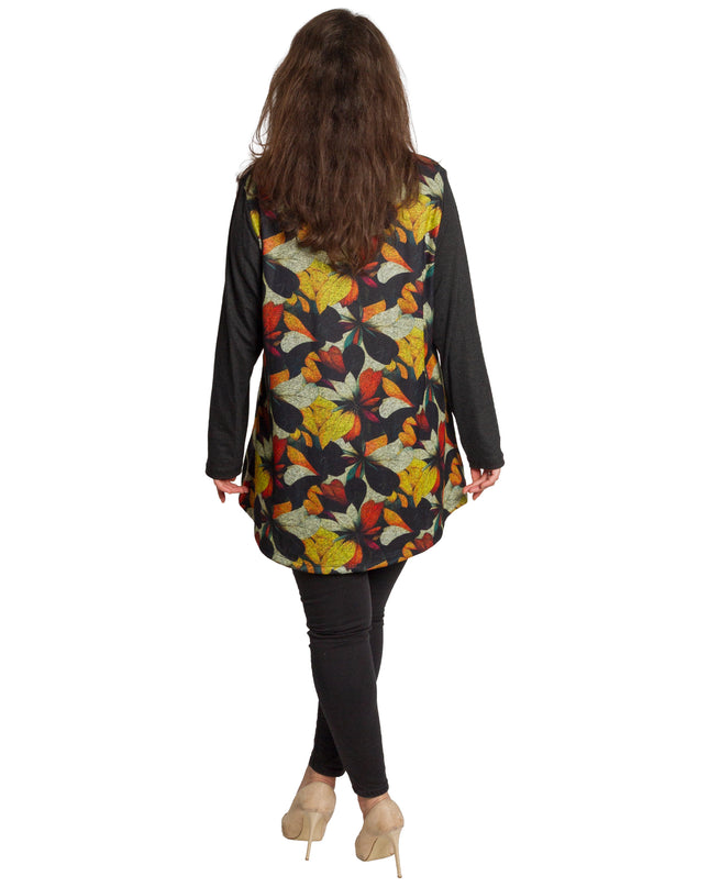 Черна туника с флорален принт в топли цветове