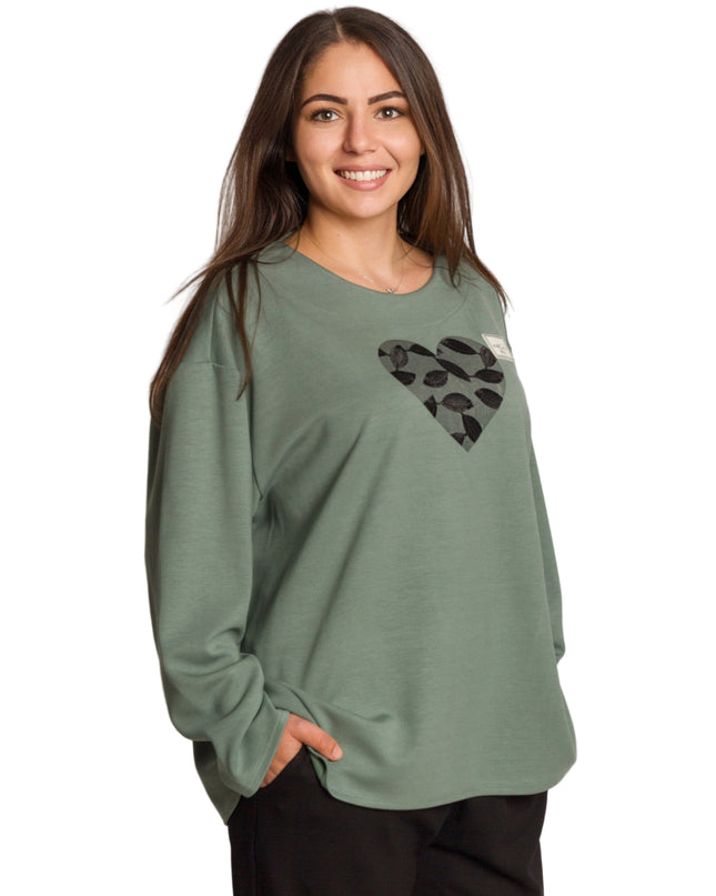 Дамски екип в големи размери с блуза на сърце и панталон