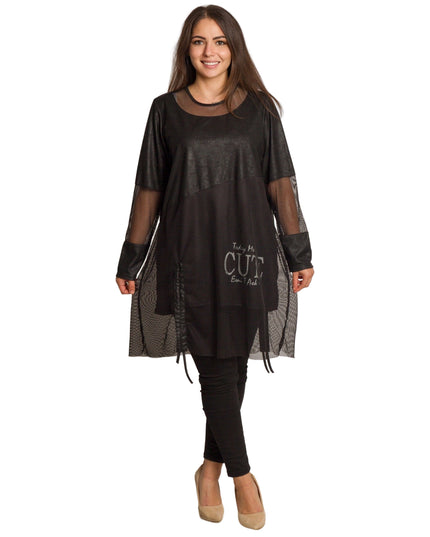 Черна дълга туника с мрежа и надпис CUTE в големи размери