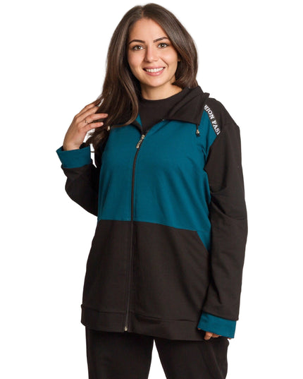 Спортен екип в черно и петрол с цип и джобове