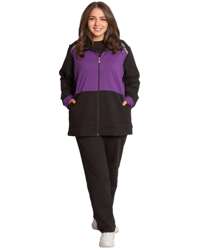 Спортен екип с цип и джобове в макси размери