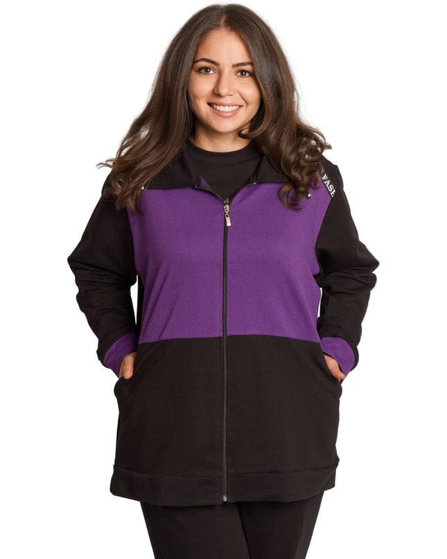 Спортен екип с цип и джобове в макси размери