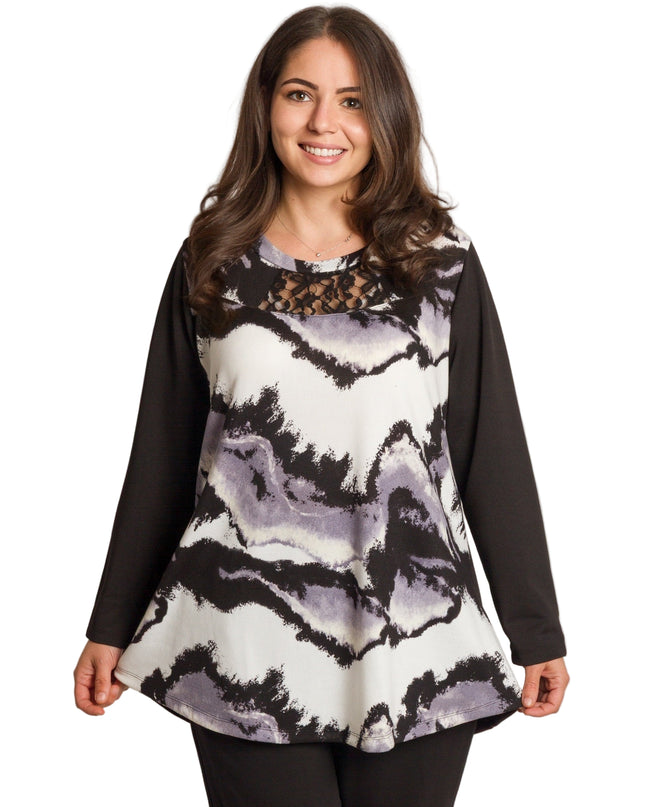 Елегантна разкроена туника с акцент от дантела