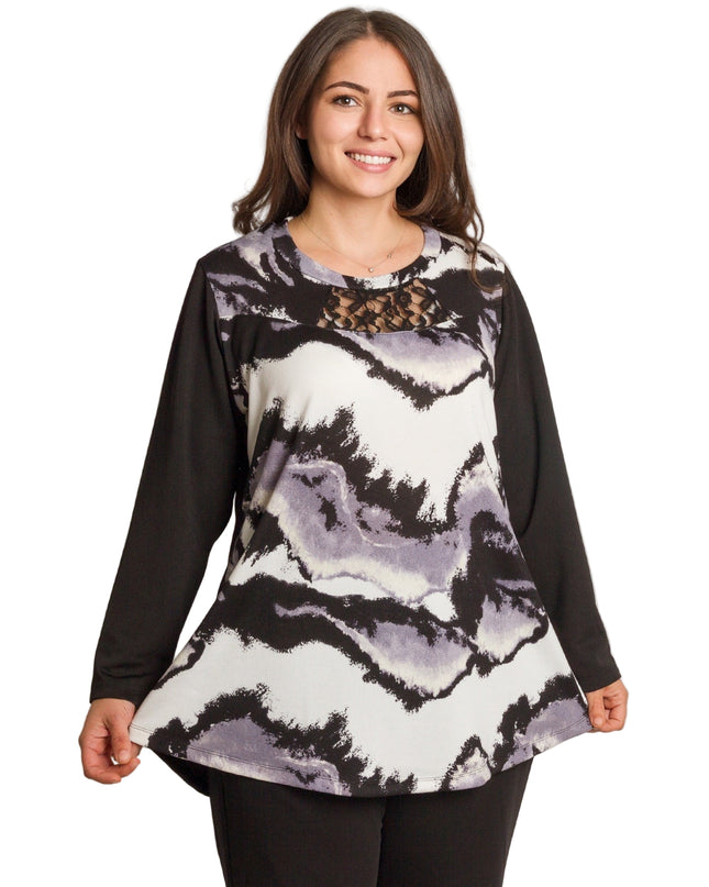 Елегантна разкроена туника с акцент от дантела