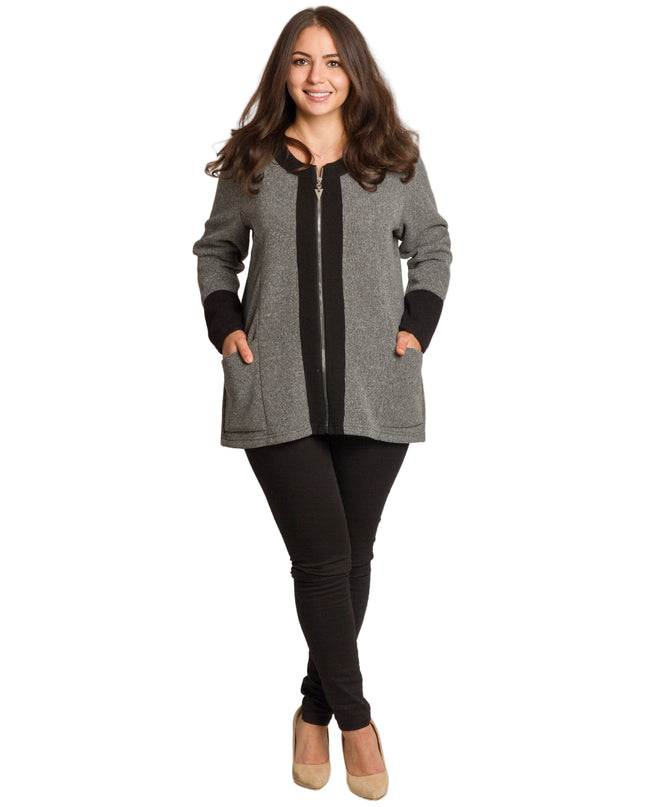 Сив жакет с права кройка и джобове в големи размери