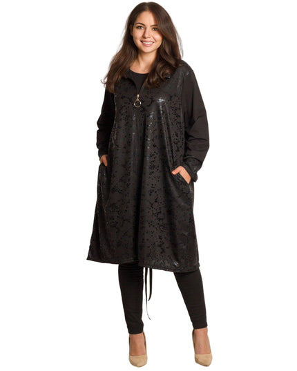 Дълго черно яке в големи размери със свободна кройка и цип