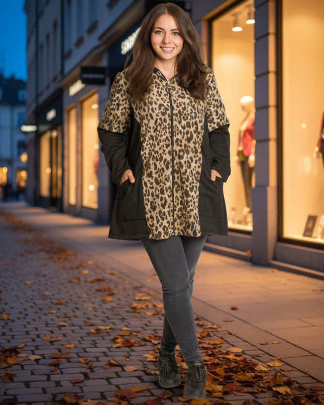 Черно яке с леопардов принт и качулка в макси размери