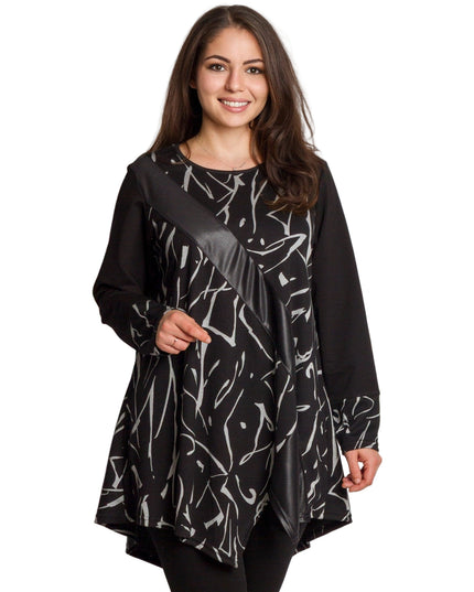 Черна туника със свободна кройка и акцент от еко кожа