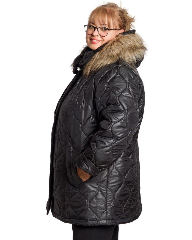 Дамско черно яке с геометричен десен в големи размери