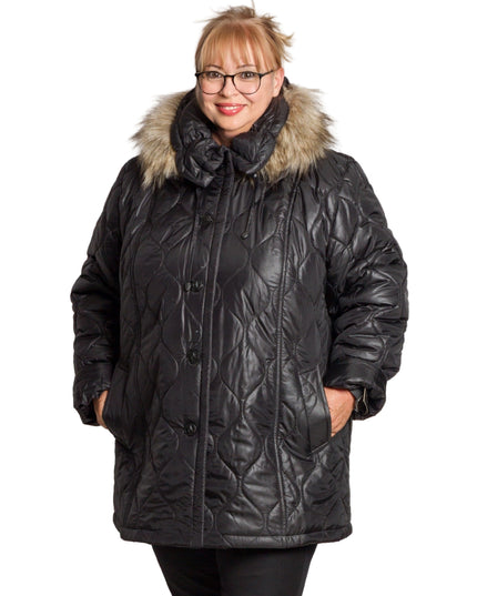 Черно дамско яке в големи размери с пухена качулка