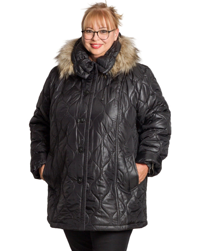 Черно дамско яке в големи размери с пухена качулка