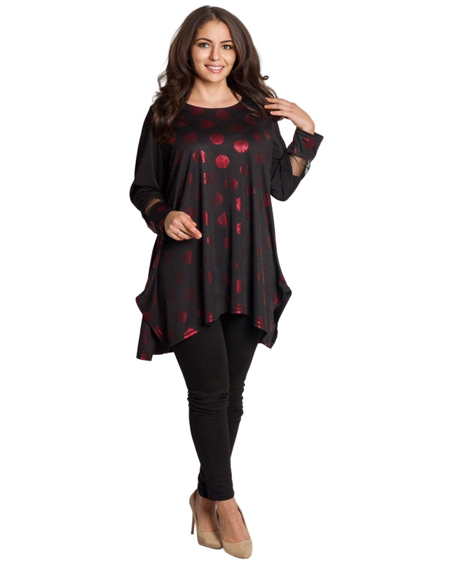 Елегантна разкроена туника с червени лъскави точки