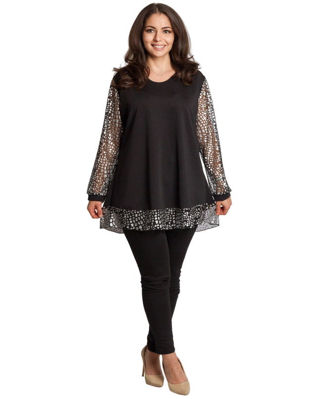 Елегантна черна туника с прозрачни ръкави и сребрист принт