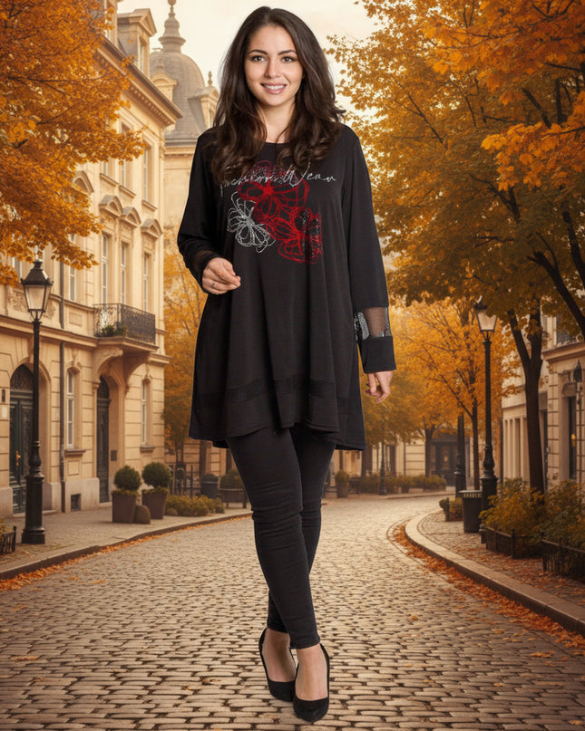 Елегантна туника с декоративни камъни и флорални акценти