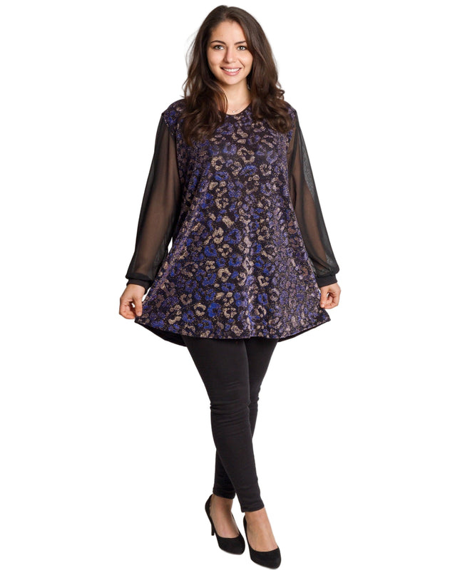 Елегантна туника с блестящ животински мотив в макси размери