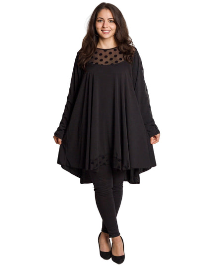 Елегантна разкроена черна туника на точки в големи размери