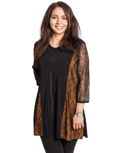 Елегантна туника с ефектни дантелени панели в големи размери