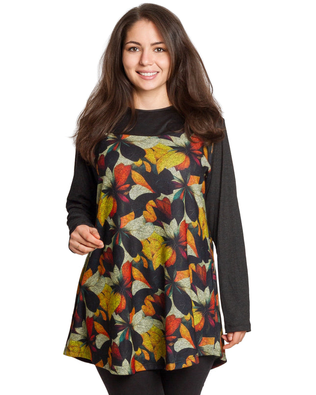 Черна туника с флорален принт в топли цветове