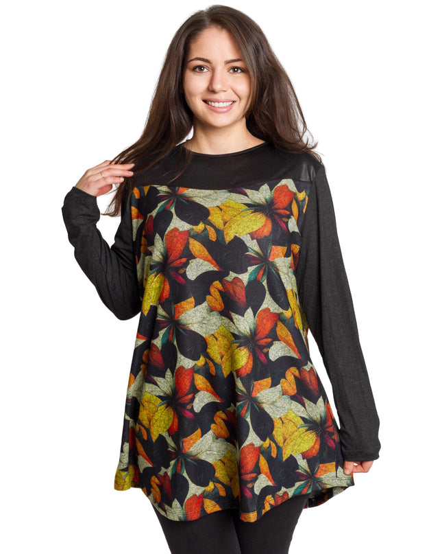 Черна туника с флорален принт в топли цветове