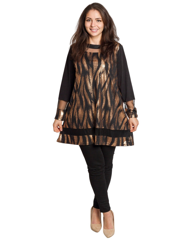 Празнична черна туника с блестящ акцент и разкроена кройка