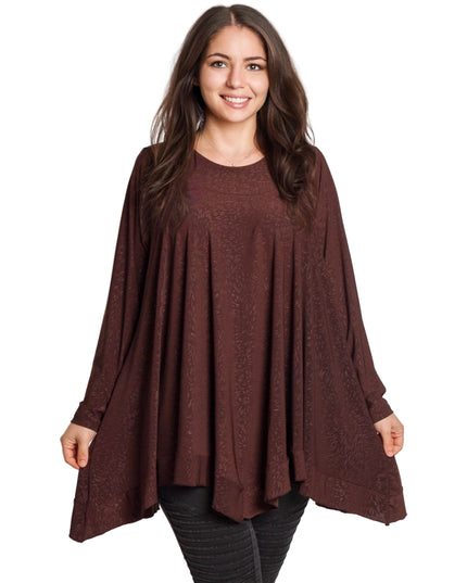 Разкроена туника с фин релеф и елегантна линия в големи размери