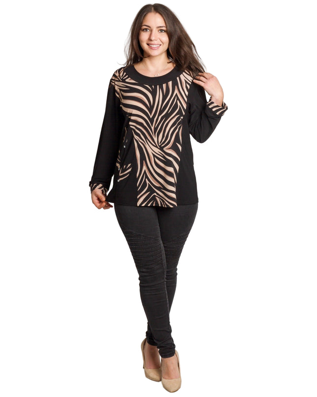 Черна туника с животински акцент и прав силует