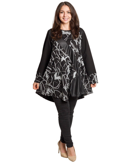 Черна туника с артистичен десен в големи размери