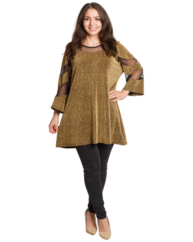 Празнична златиста туника с тюл в големи размери