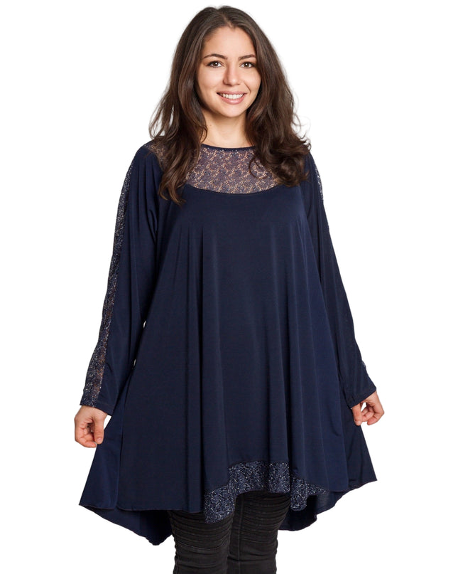 Елегантна тъмносиня туника на точки в големи размери