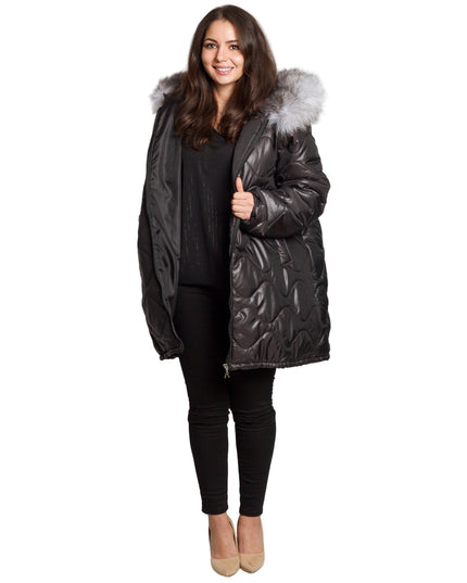 Зимно яке с разкроена кройка и качулка от естествен косъм